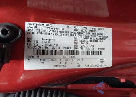 2018 Ford Focus Se z USA, uszkodzony, nr VIN 1FADP3FE2JL290961